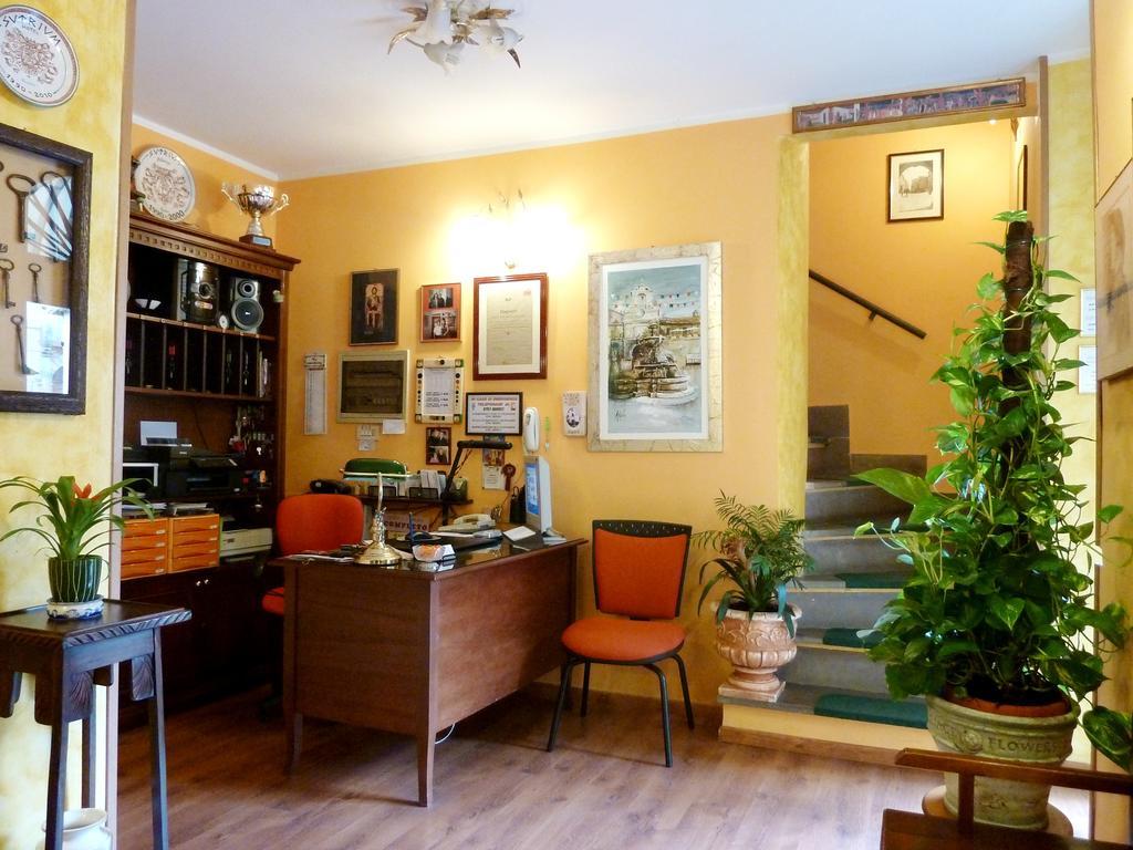 Hotel Sutrium Экстерьер фото