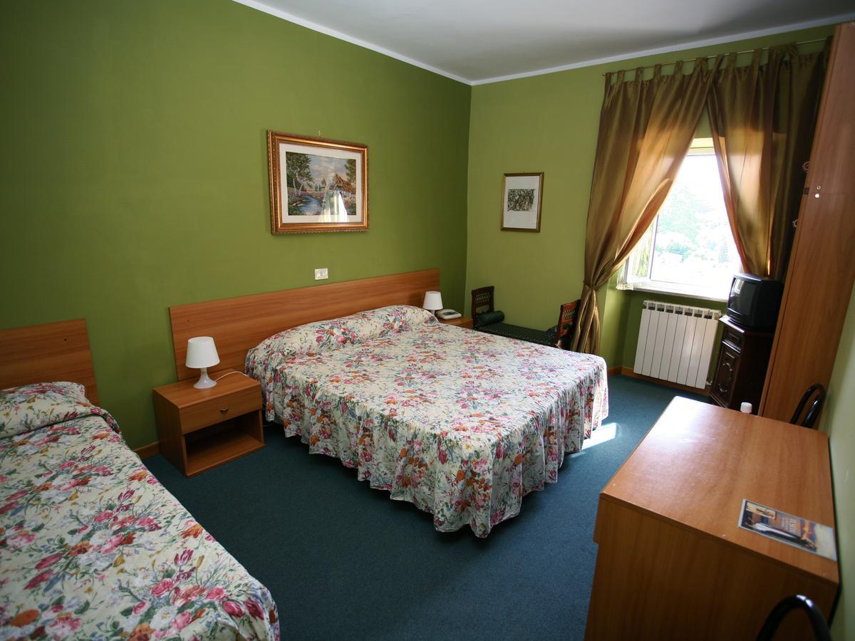 Hotel Sutrium Экстерьер фото